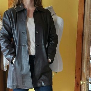 J. JILL LAMB LEATHER TRENCH COAT. MAHOGANY Small